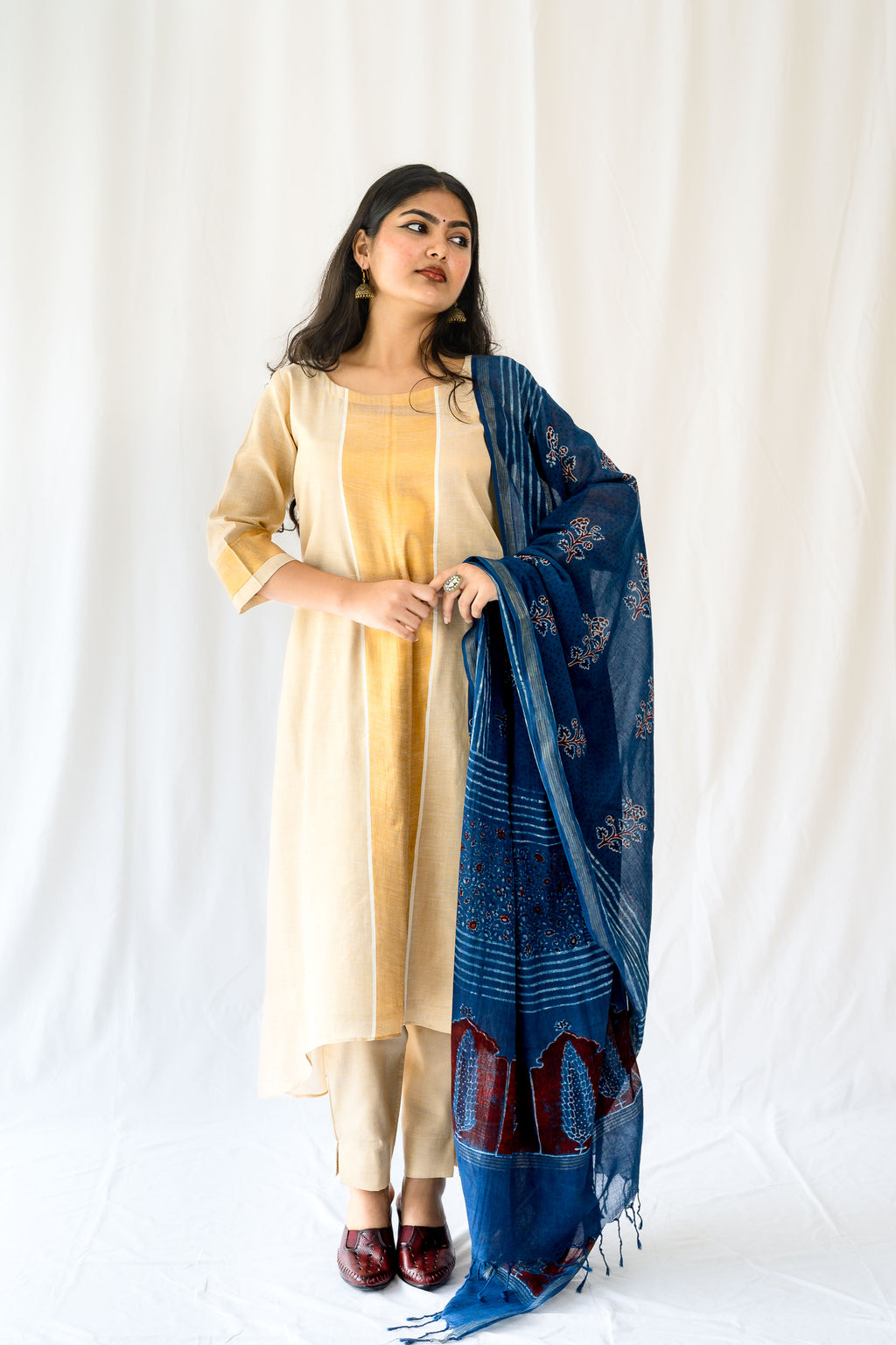 Kasavu Elegance Antique Gold High Low Tissue Kurta