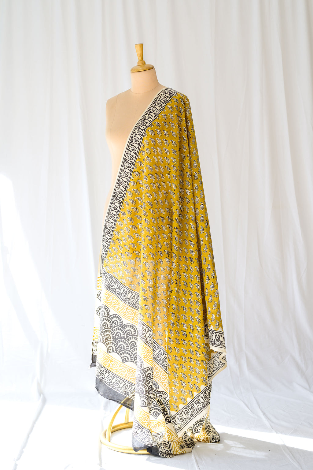 Courtyard Blooms Bagru Cotton Dupatta