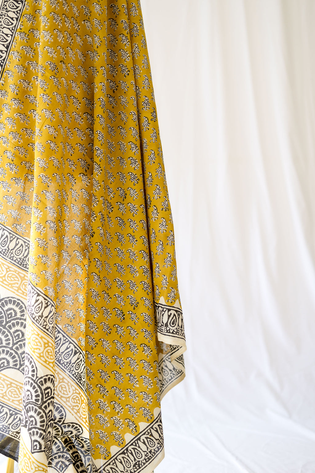 Courtyard Blooms Bagru Cotton Dupatta