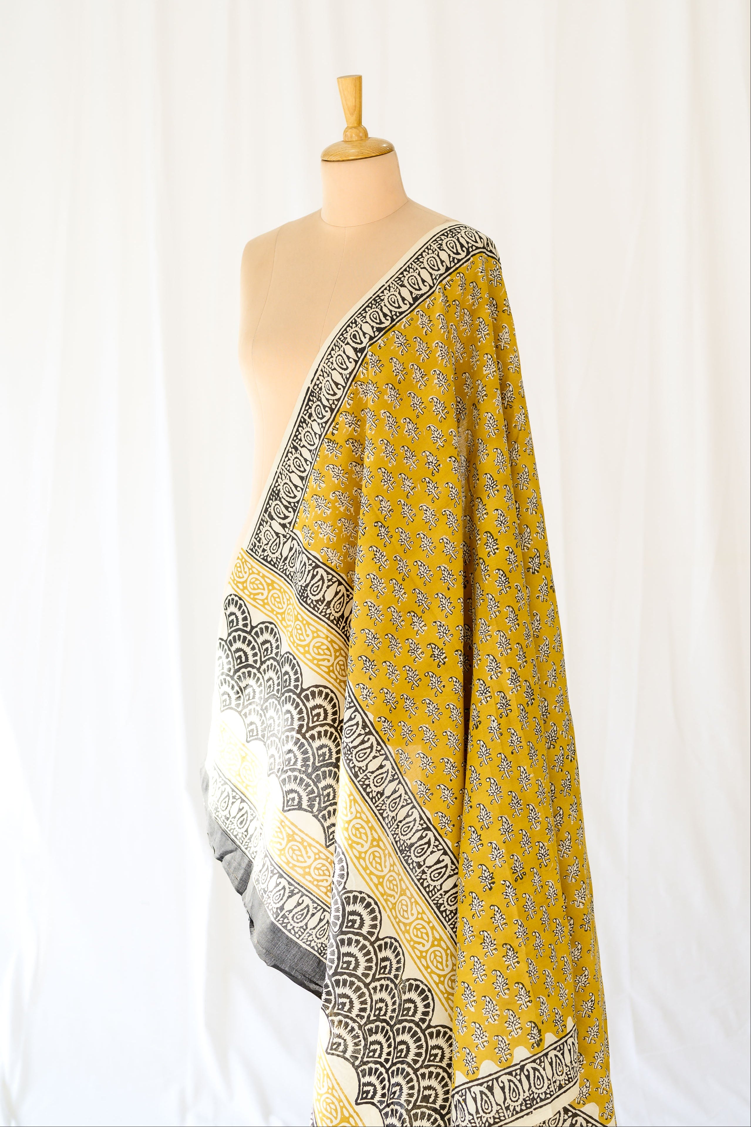Courtyard Blooms Bagru Cotton Dupatta