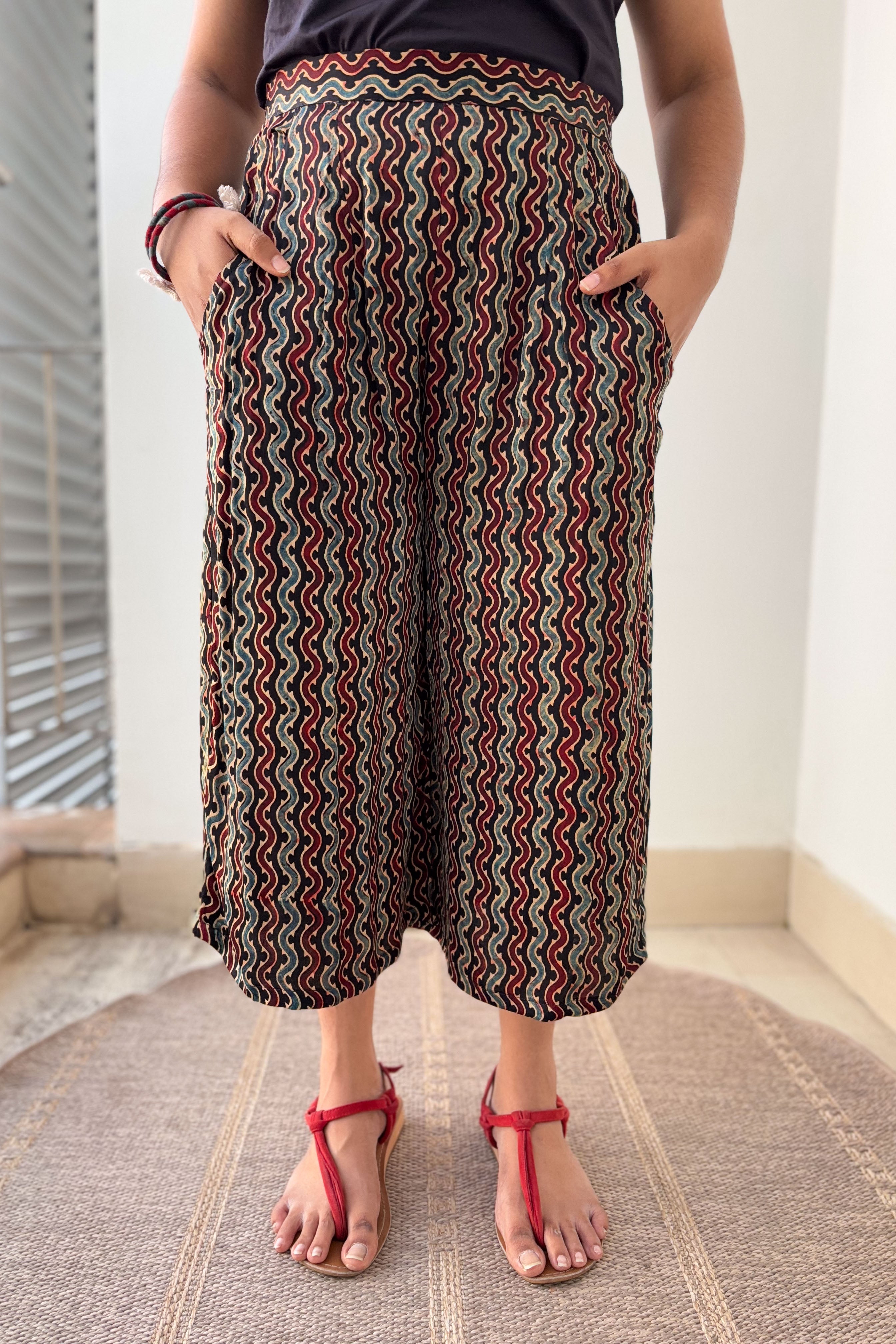 Ravani Stripes Black Short Palazzo