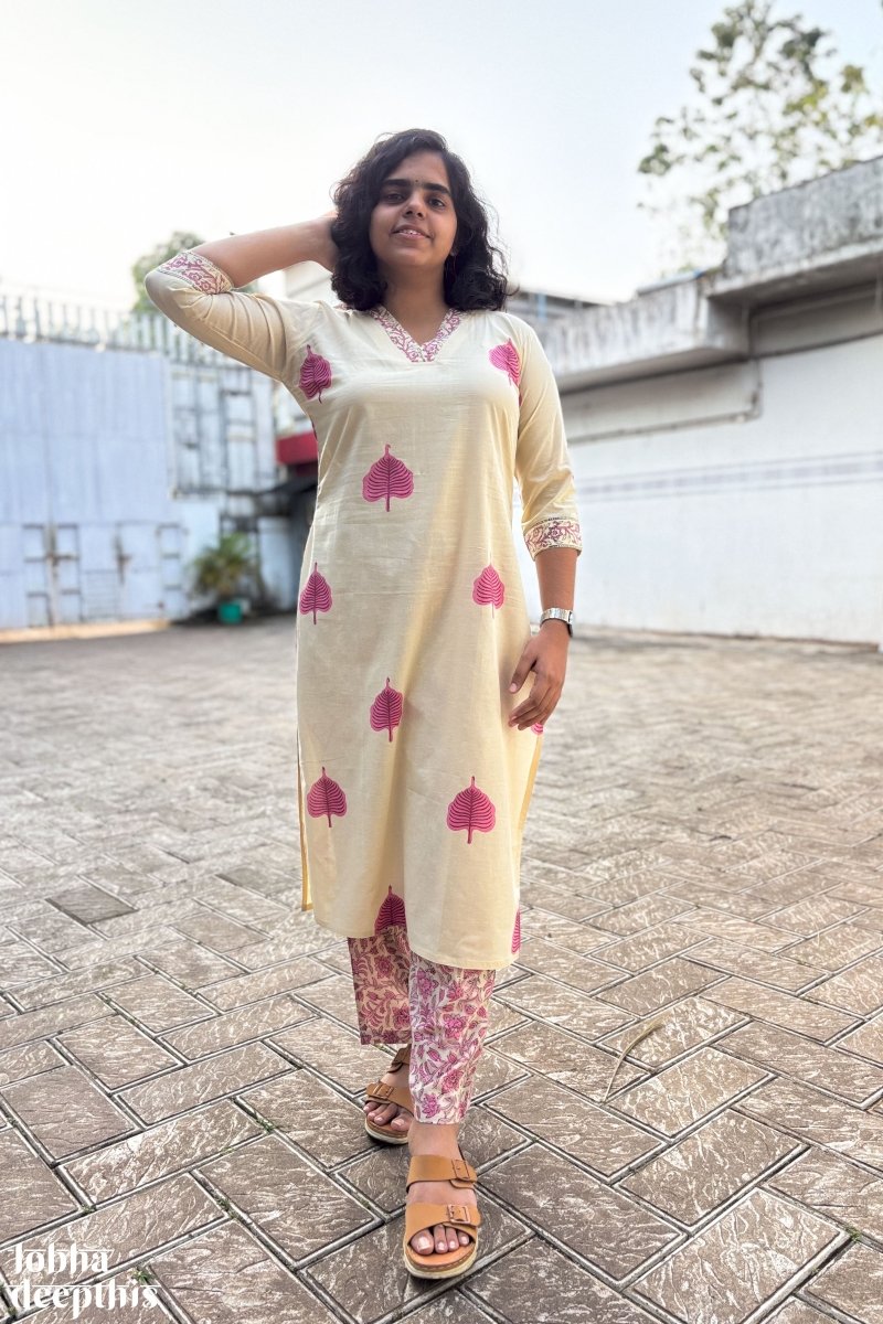 Aal Leaves on Cream Sanganeri Kurta - Lobha Deepthis