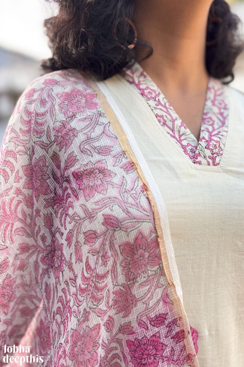 Aal Leaves on Cream Sanganeri Kurta - Lobha Deepthis