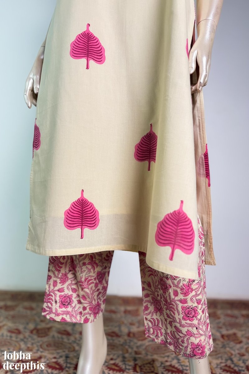 Aal Leaves on Cream Sanganeri Kurta - Lobha Deepthis