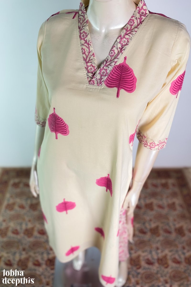 Aal Leaves on Cream Sanganeri Kurta - Lobha Deepthis