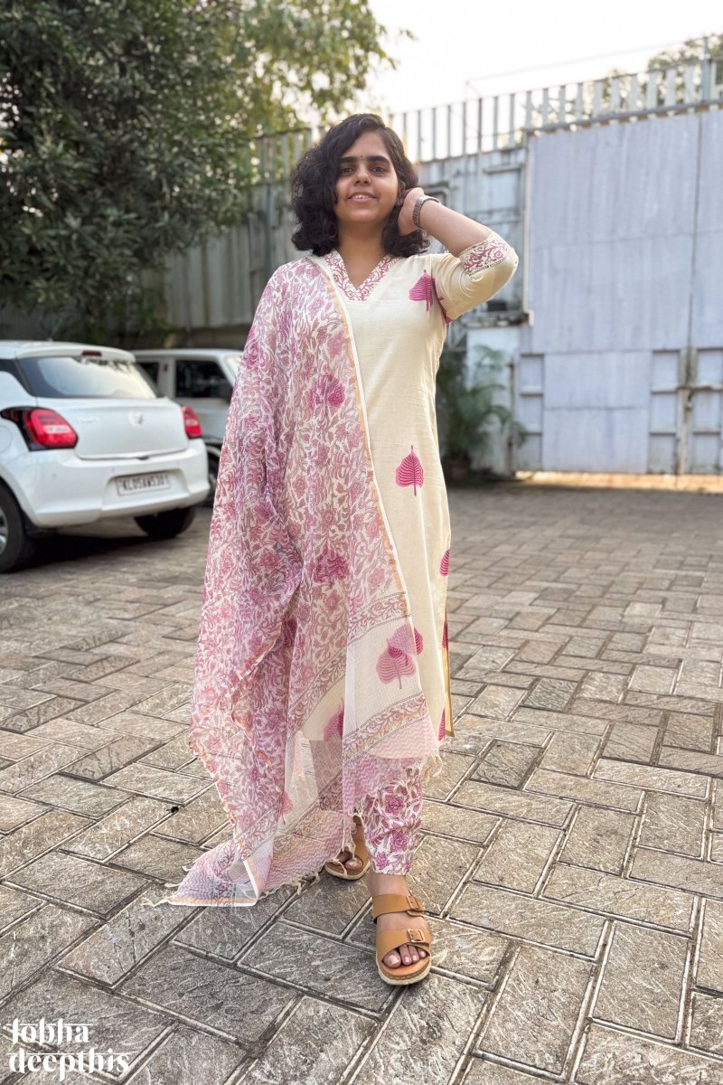 Aal Leaves on Cream Sanganeri Kurta - Lobha Deepthis