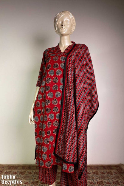 Ambal Leaves on Madder Red Kurta - Lobha Deepthis