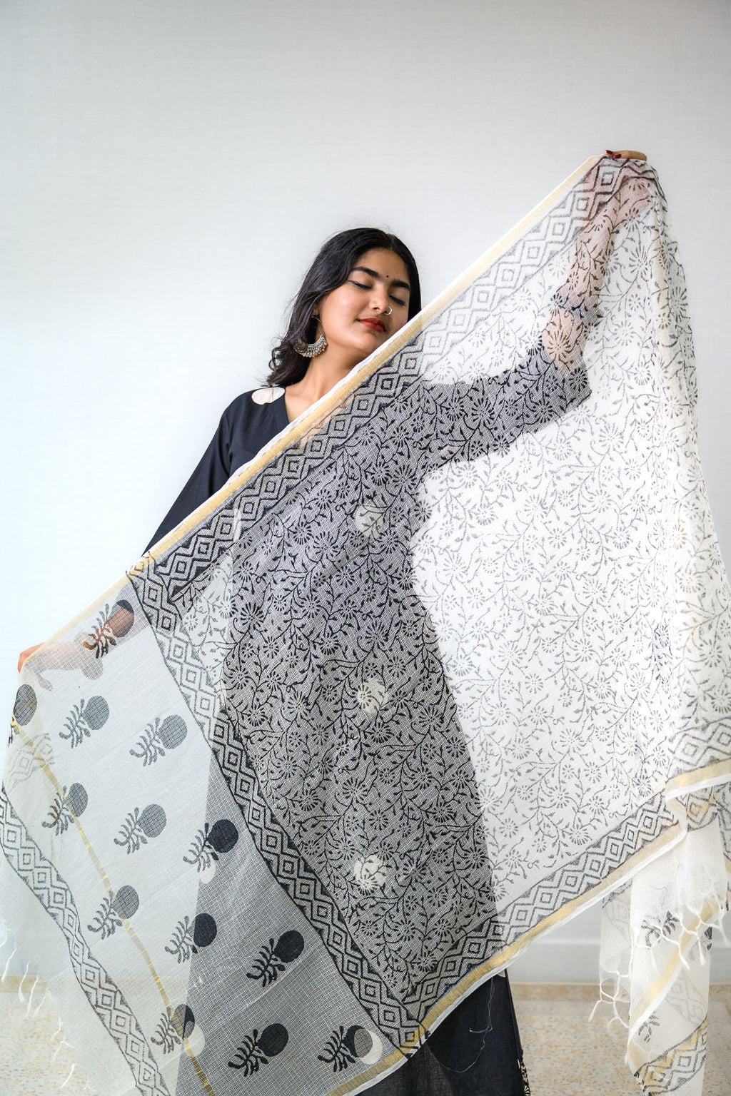 Black on White Sanganeri Florals Kota Doria Dupatta - Lobha Deepthis