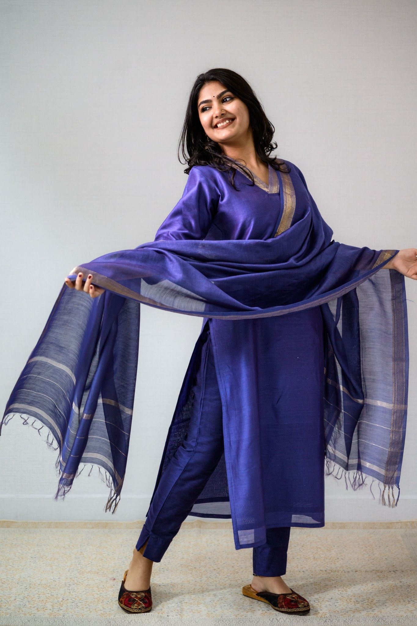 Blue Maheshwari Silk Kurta - Lobha Deepthis