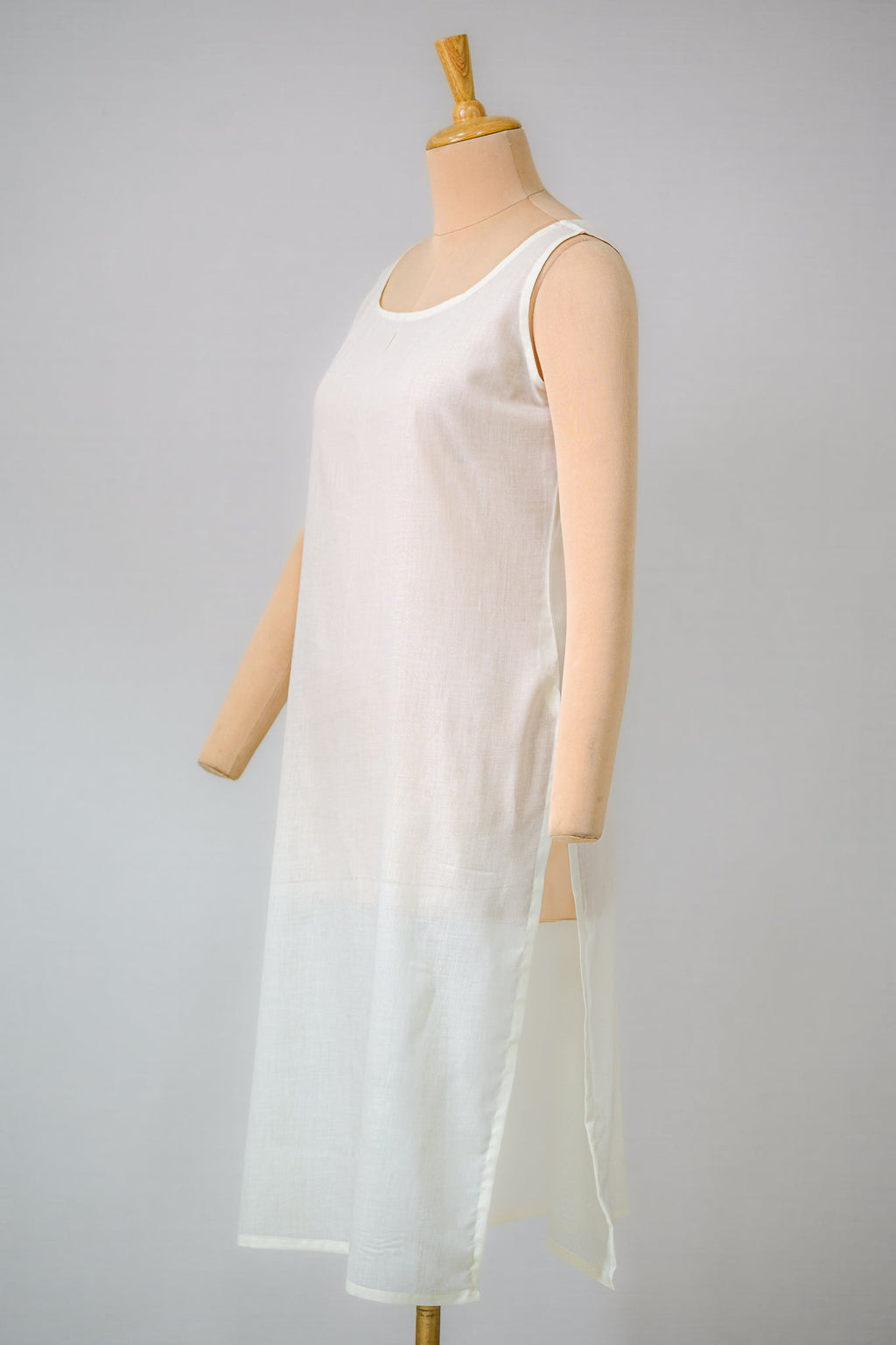 Cotton Round Neck Long Inner Slip - Lobha Deepthis