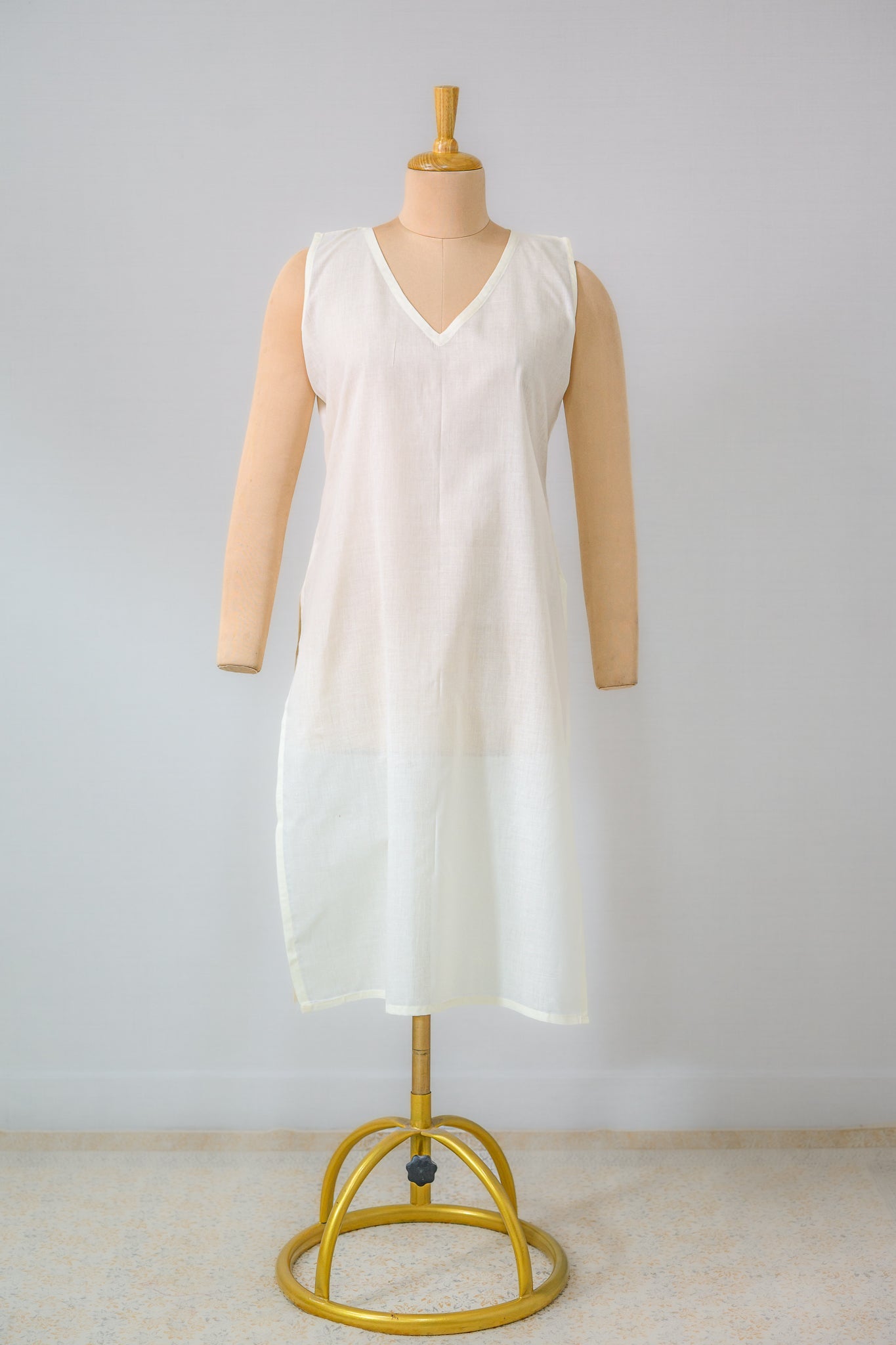 Cotton V Neck Long Inner Slip - Lobha Deepthis