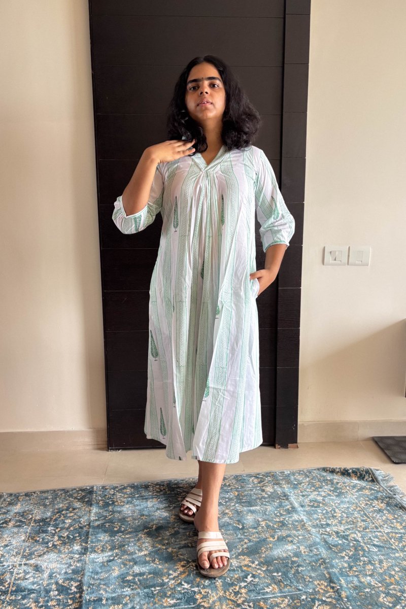 Daruka Sanganeri Dress - Lobha Deepthis