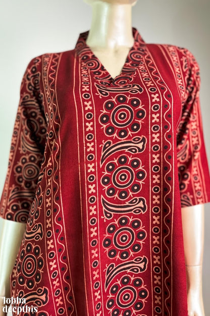 Earthen Blossoms Madder Red Straight Kurta - Lobha Deepthis