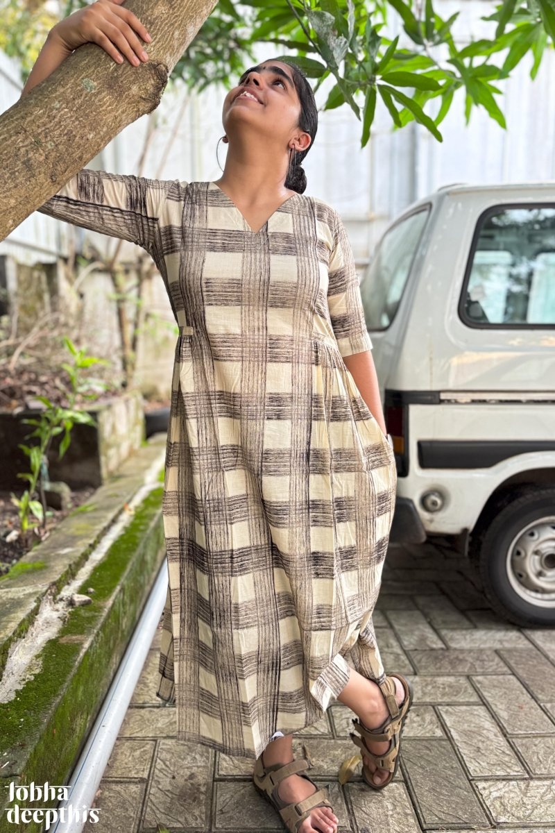 Egmore Plaid Bagru Side Pleated Dress - Lobha Deepthis