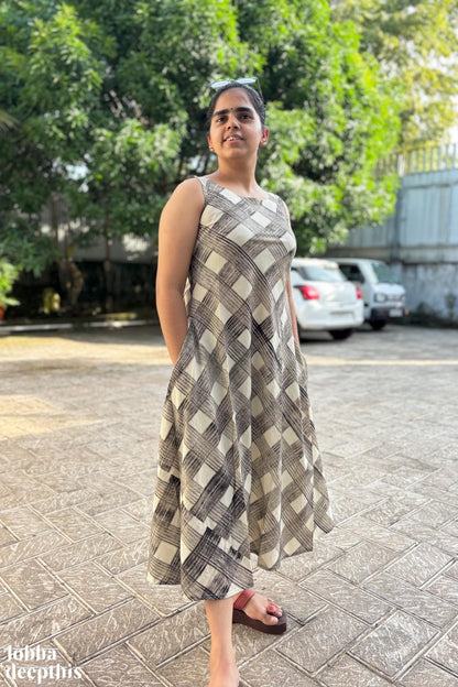 Egmore Plaid Bagru Sleeveless Dress - Lobha Deepthis