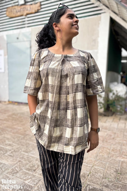 Egmore Plaid Short Top - Lobha Deepthis