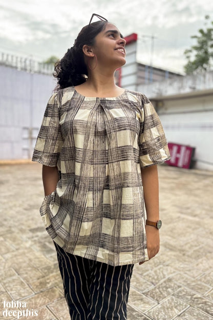 Egmore Plaid Short Top - Lobha Deepthis