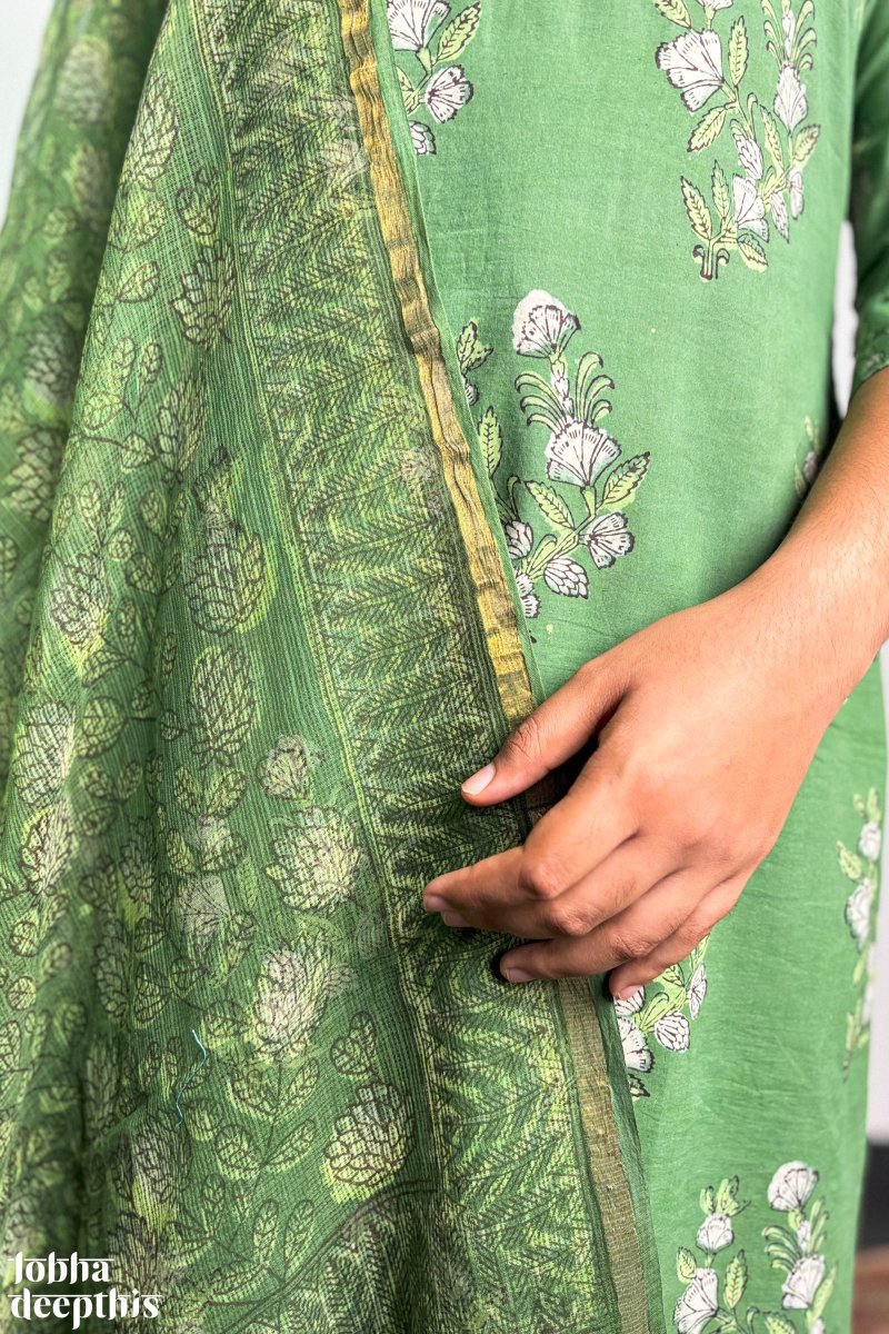 Emerald Green Sanganeri Kota Doria Dupatta - Lobha Deepthis