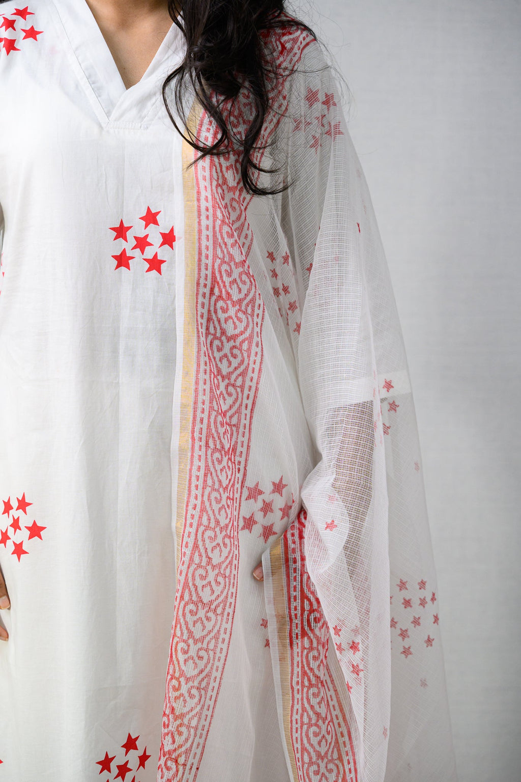 Esther White Sanganeri Kota Doria Dupatta - Lobha Deepthis