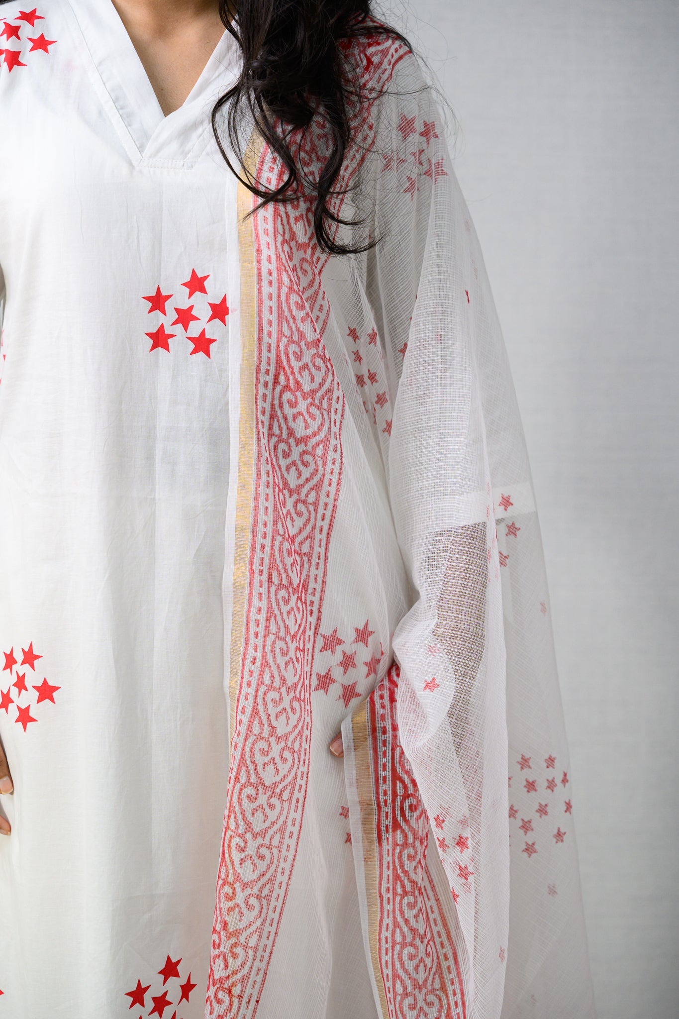 Esther White Sanganeri Kota Doria Dupatta - Lobha Deepthis