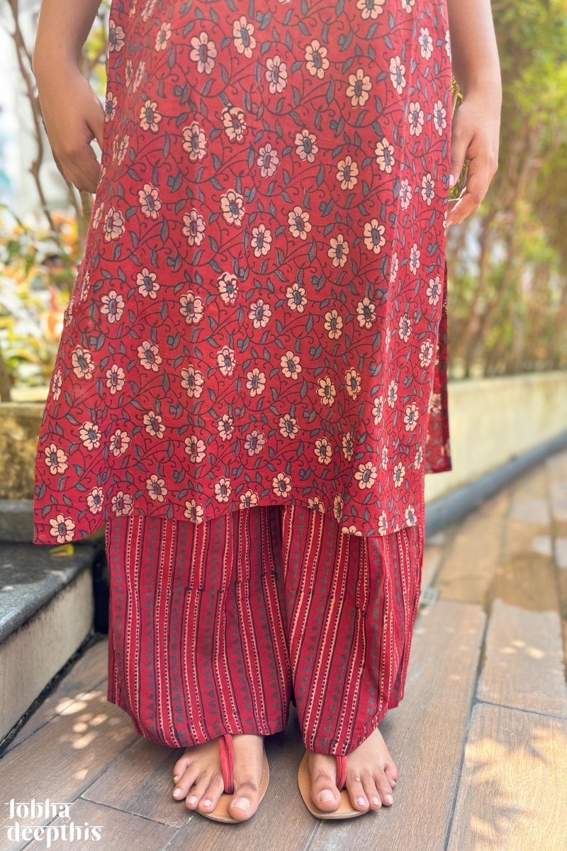 Gulnaar Madder Red Straight Kurta - Lobha Deepthis