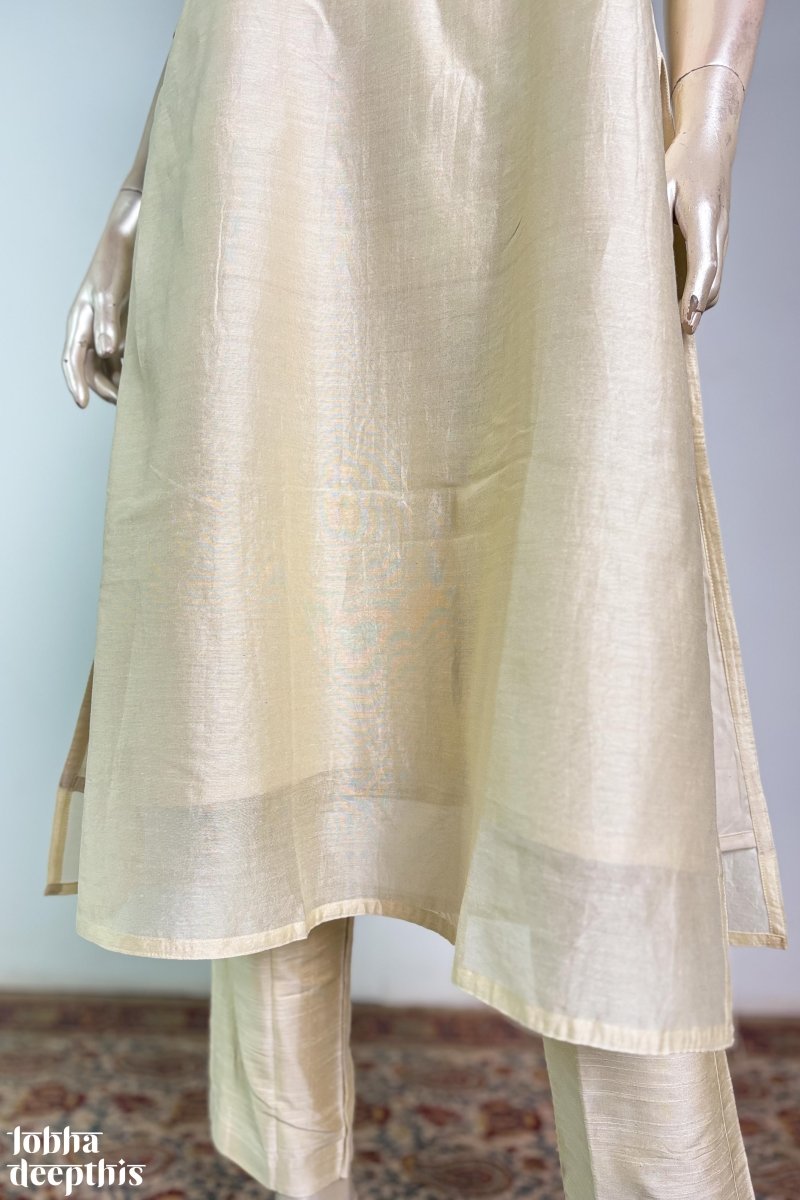 Ivory Maheshwari Silk Collar Kurta - Lobha Deepthis