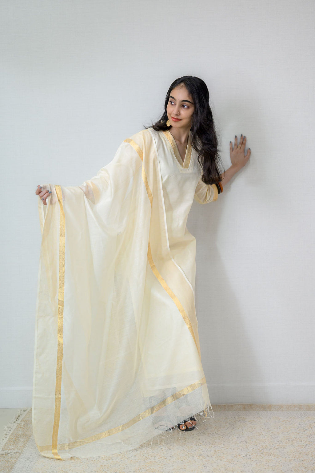 Ivory Maheshwari Silk Collar Kurta - Lobha Deepthis