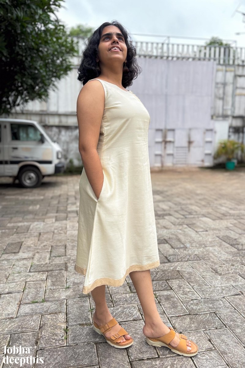 Ivory Maheshwari Silk Dress - Lobha Deepthis