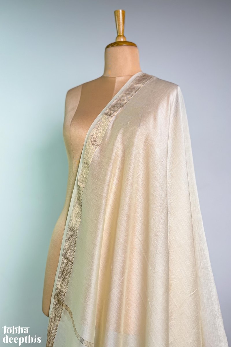 Ivory Maheshwari Silk Dupatta - Lobha Deepthis