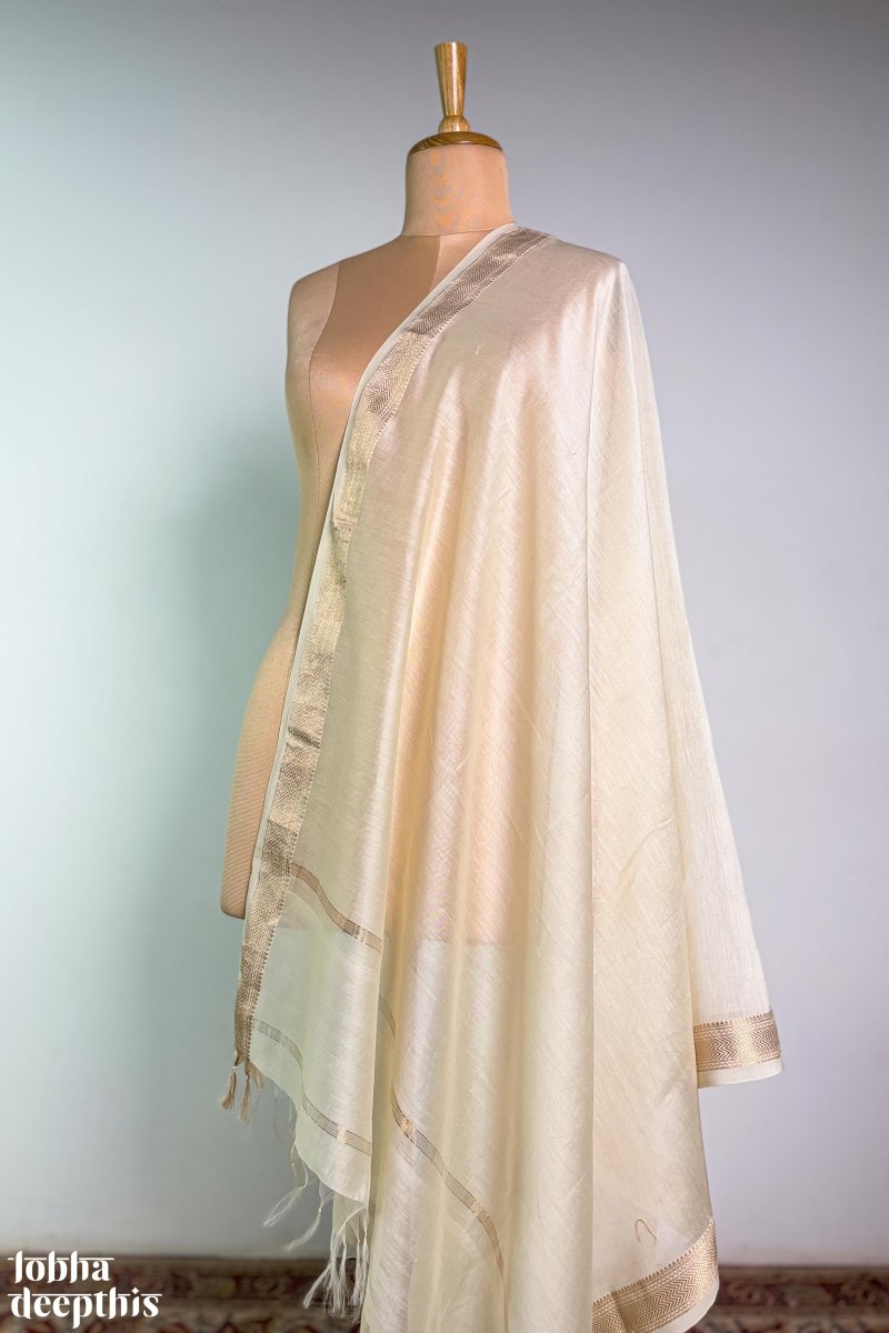 Ivory Maheshwari Silk Dupatta - Lobha Deepthis