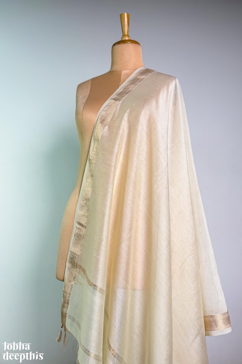 Ivory Maheshwari Silk Dupatta - Lobha Deepthis