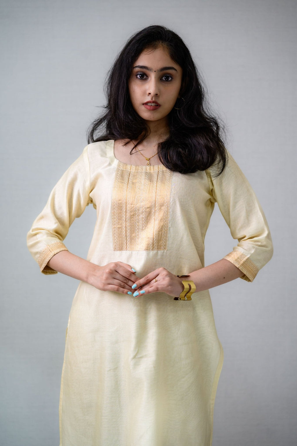 Ivory Maheshwari Silk Round Neck Kurta - Lobha Deepthis