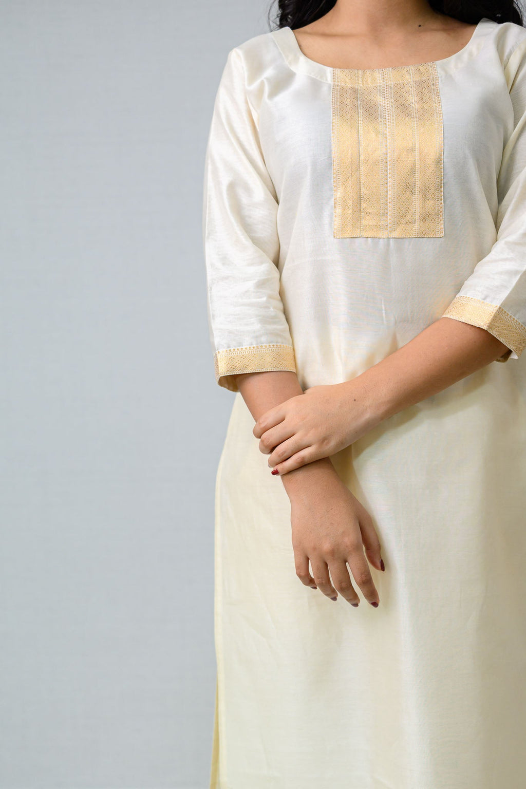 Ivory Maheshwari Silk Round Neck Kurta - Lobha Deepthis