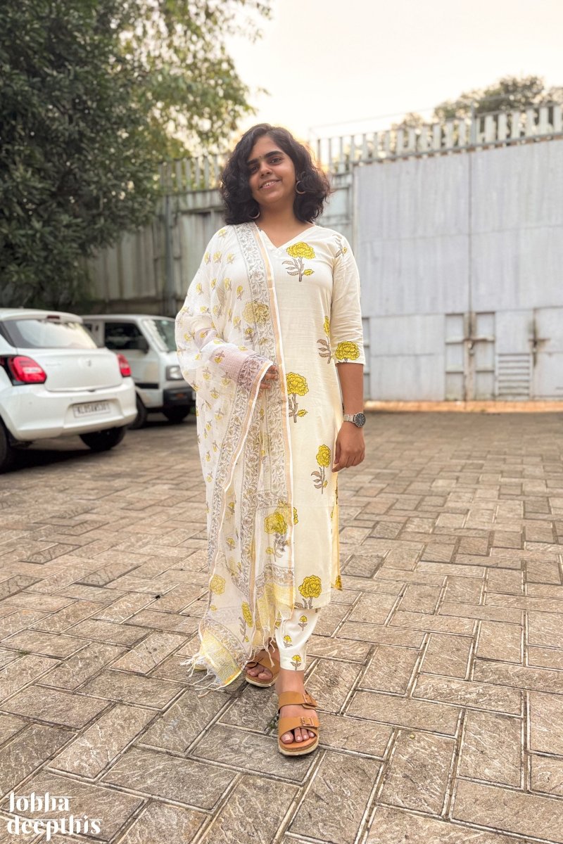 Jamanthi on Cream Sanganeri Straight Kurta - Lobha Deepthis