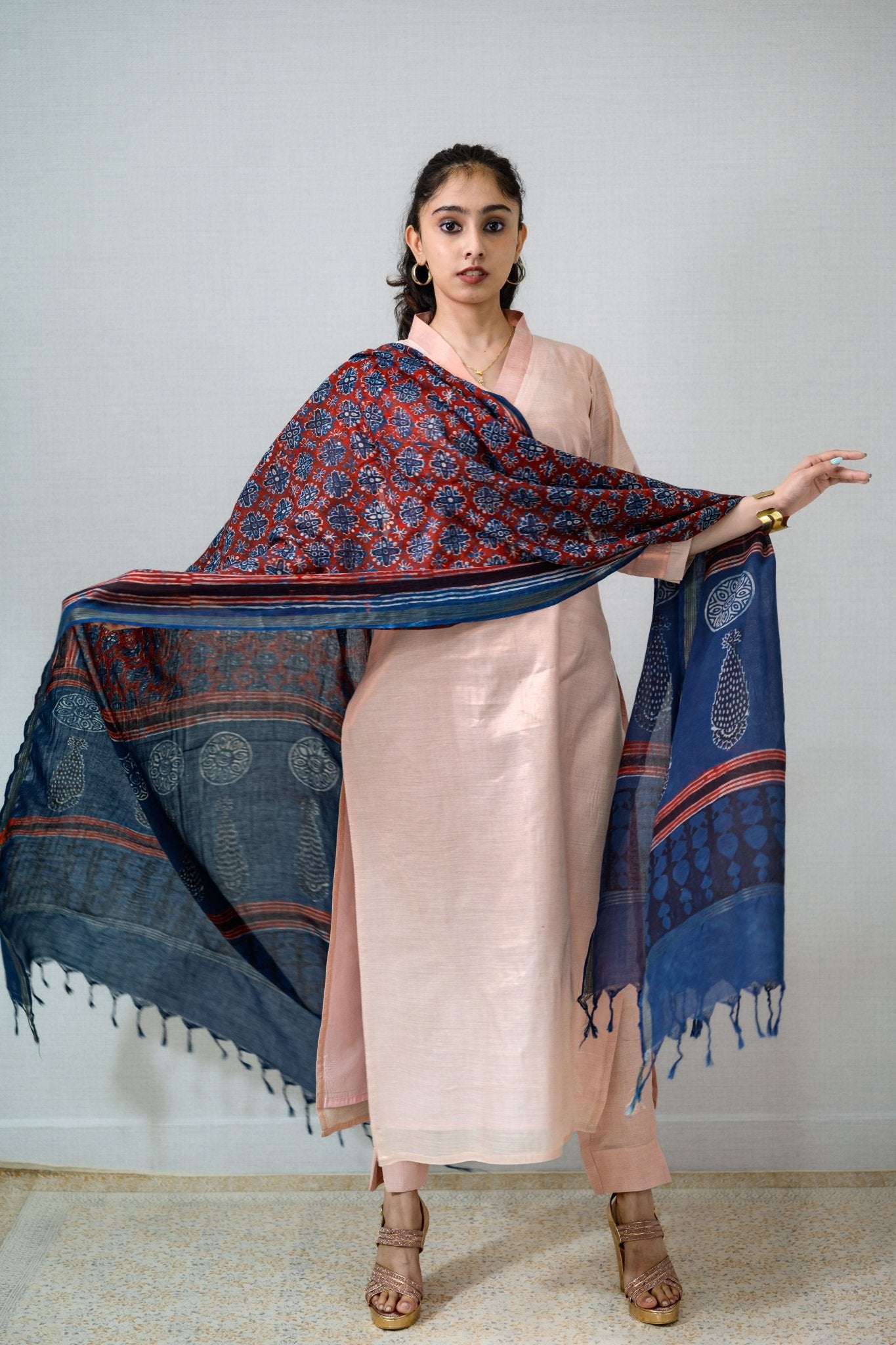 Kasavu Elegance Copper Tissue Straight Kurta - Lobha Deepthis