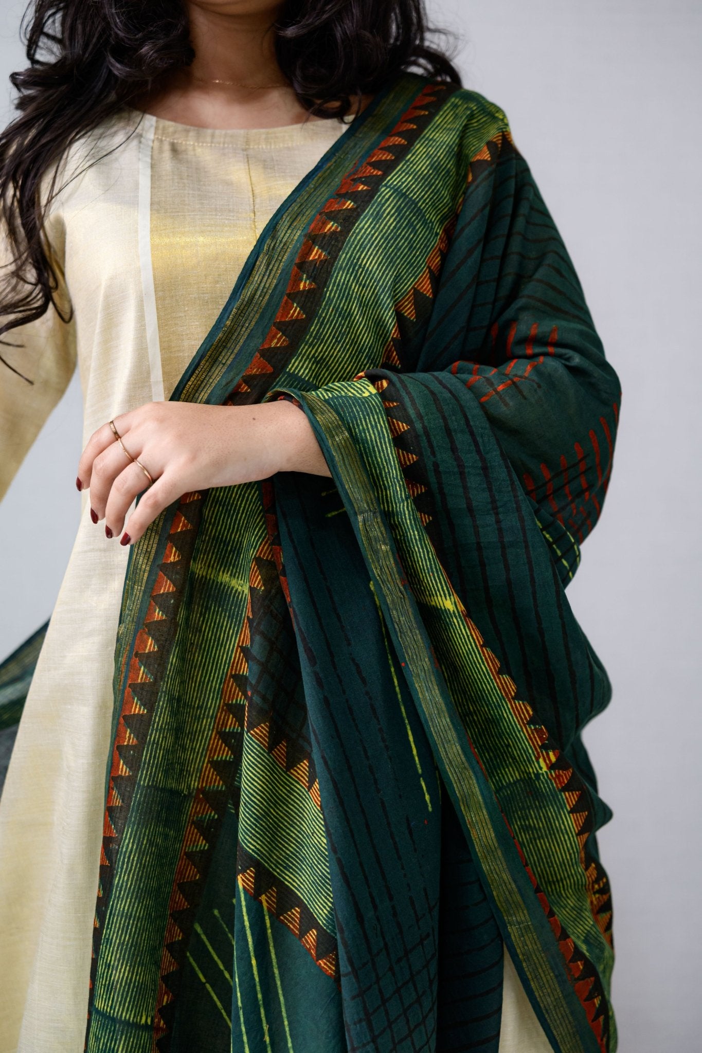 Kasavu Elegance Golden Tissue High Low Kurta - Lobha Deepthis