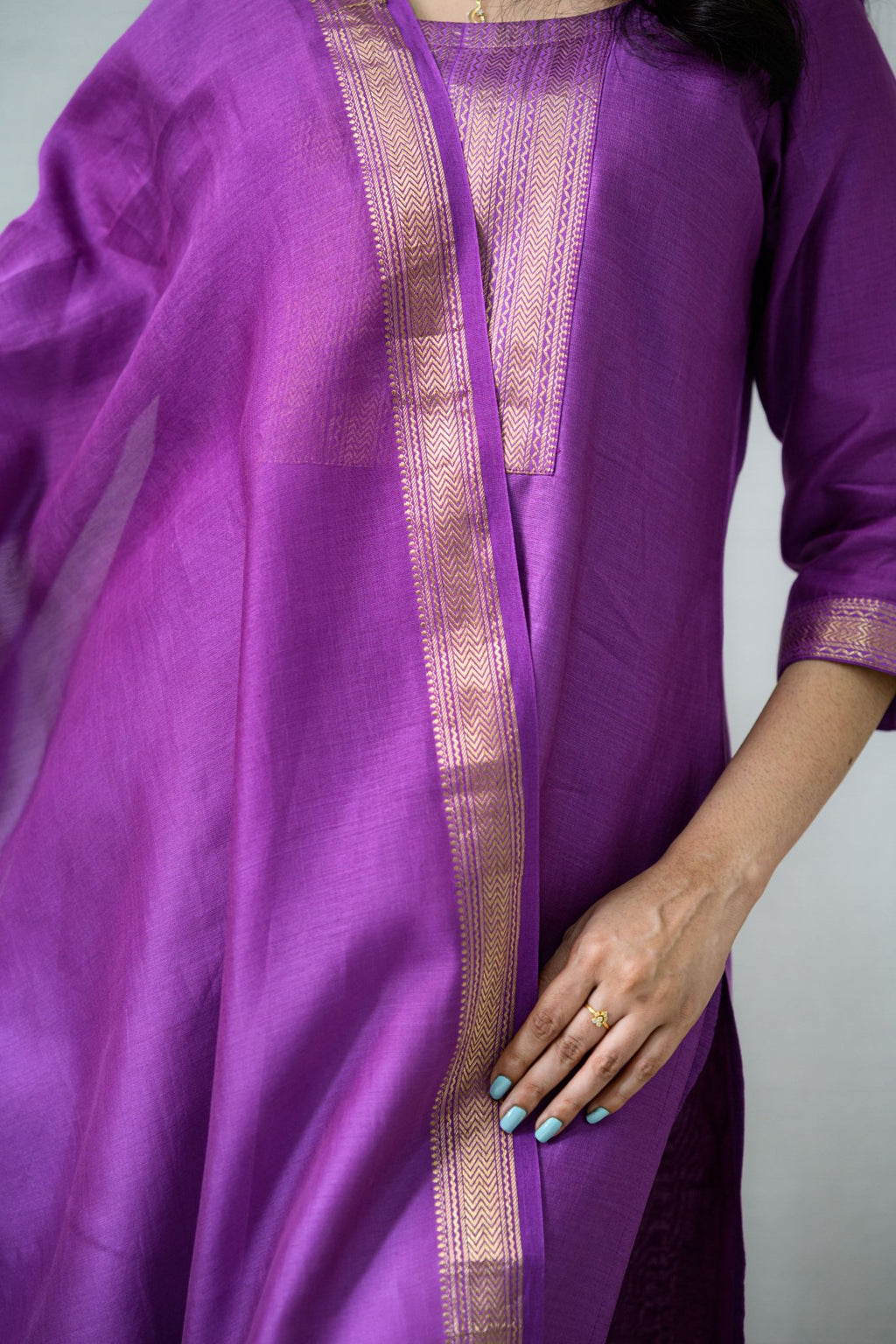 Lavender Maheshwari Silk Dupatta - Lobha Deepthis