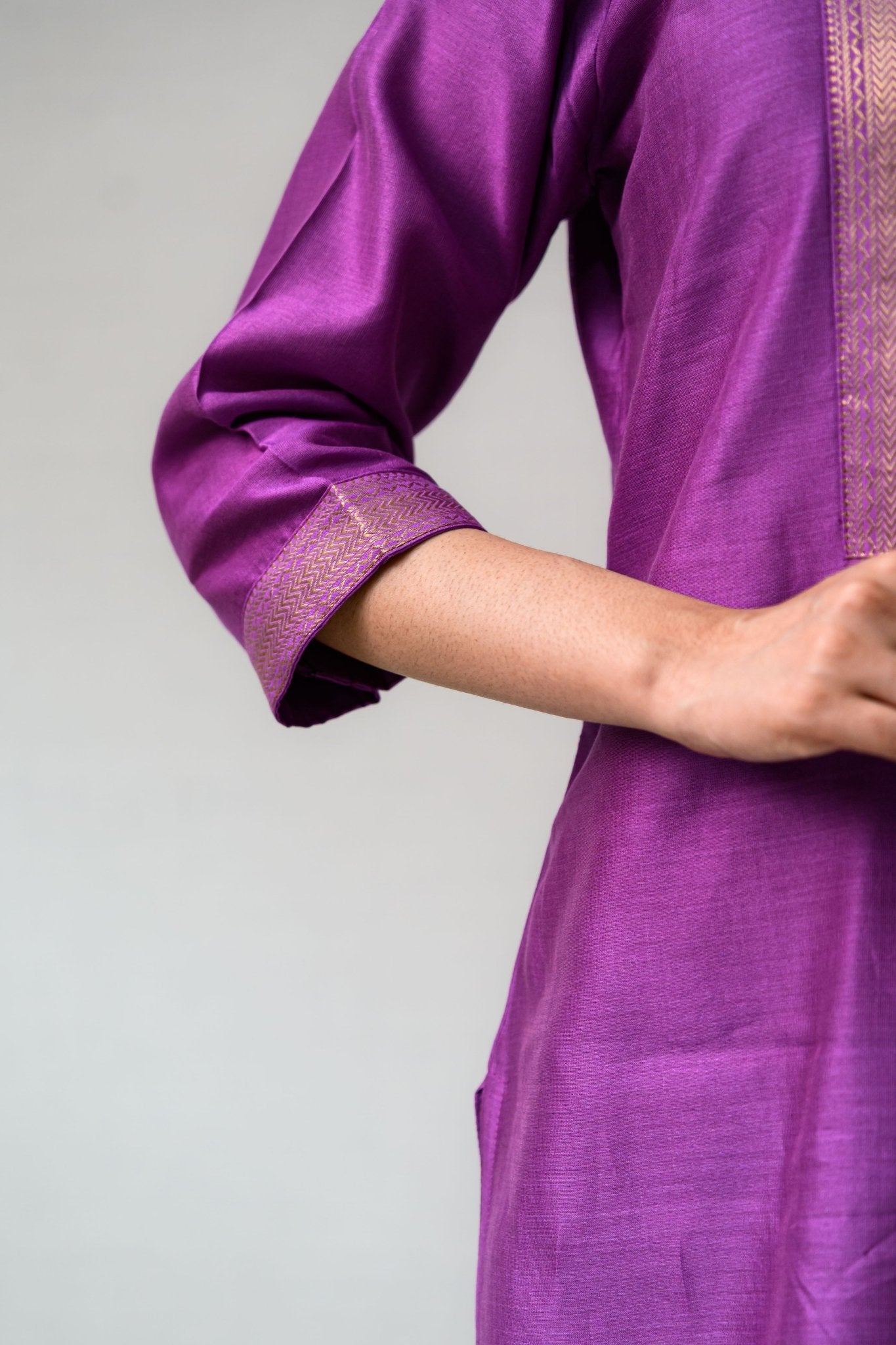 Lavender Maheshwari Silk Round Neck Kurta - Lobha Deepthis