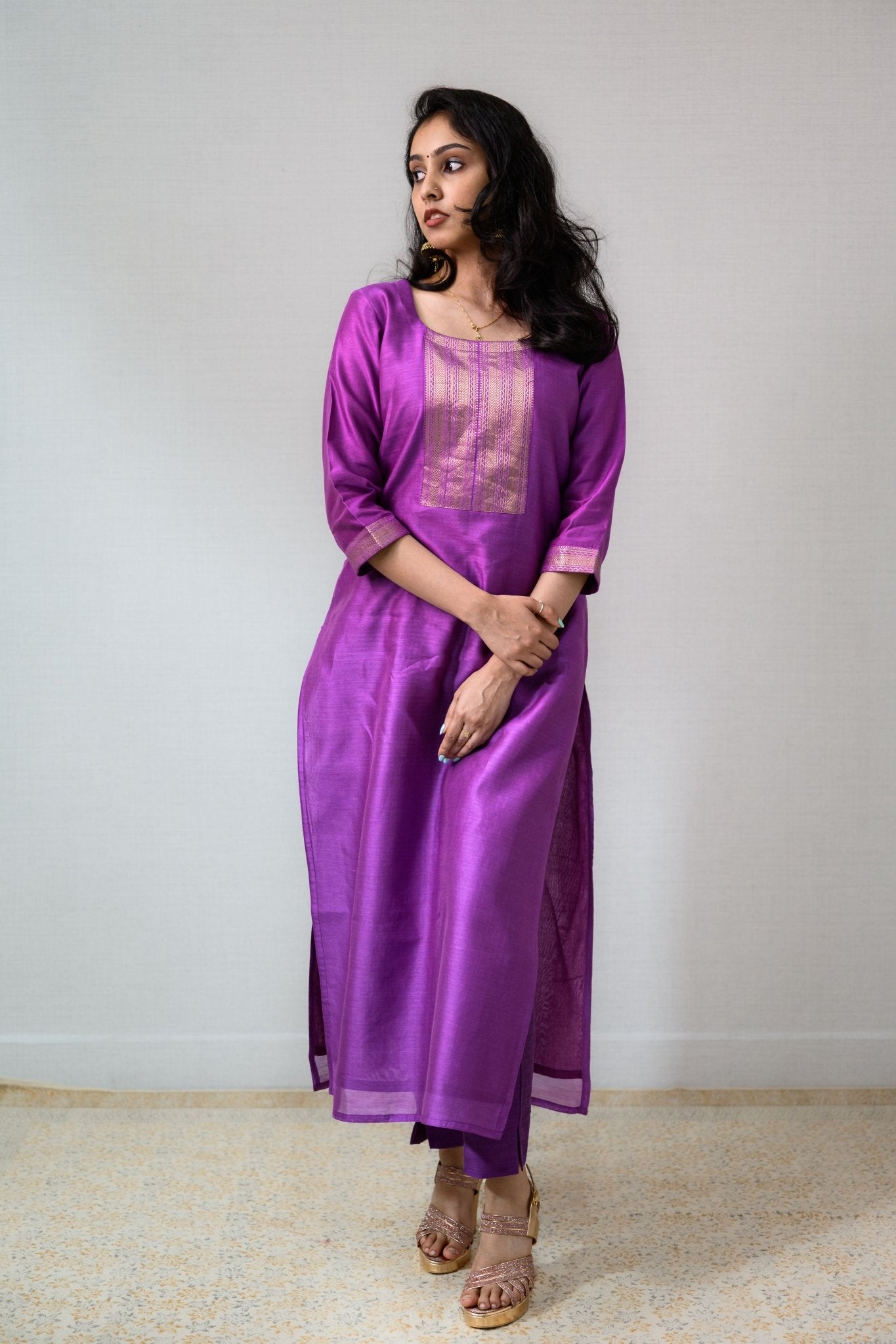 Lavender Maheshwari Silk Round Neck Kurta - Lobha Deepthis