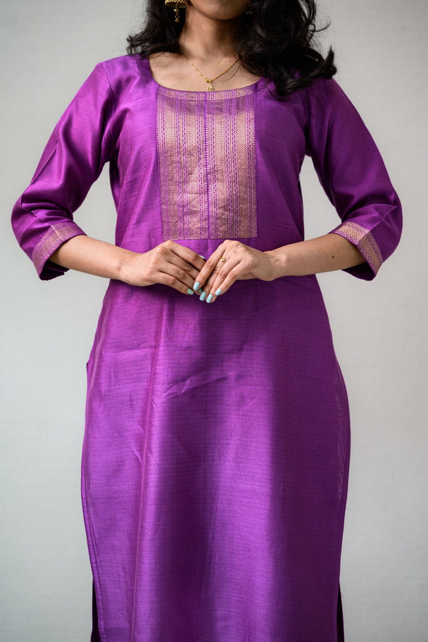 Lavender Maheshwari Silk Round Neck Kurta - Lobha Deepthis