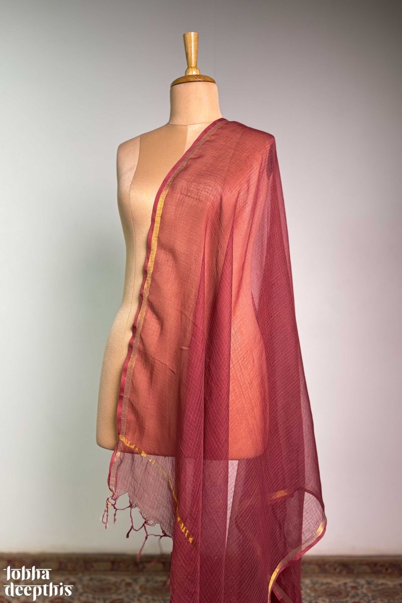 Madder Red Plain Kota Doria Dupatta - Lobha Deepthis