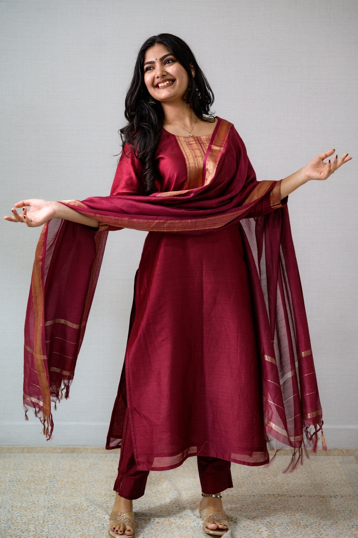 Maroon Maheshwari Silk Round Neck Kurta - Lobha Deepthis