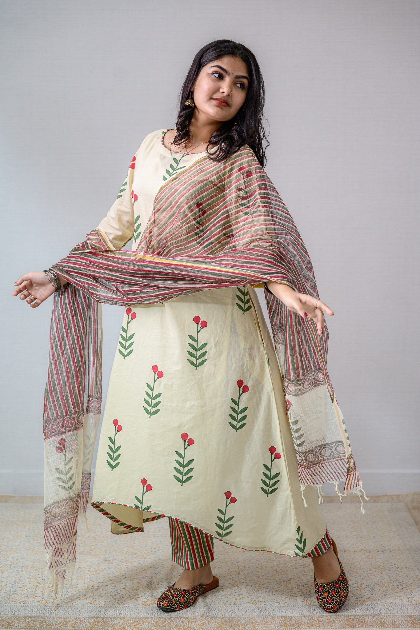 MaroonGreen Stripes on Cream Sanganeri Kota Doria Dupatta - Lobha Deepthis