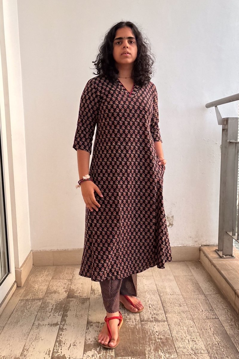 Mrinali Black Aline Dress - Lobha Deepthis