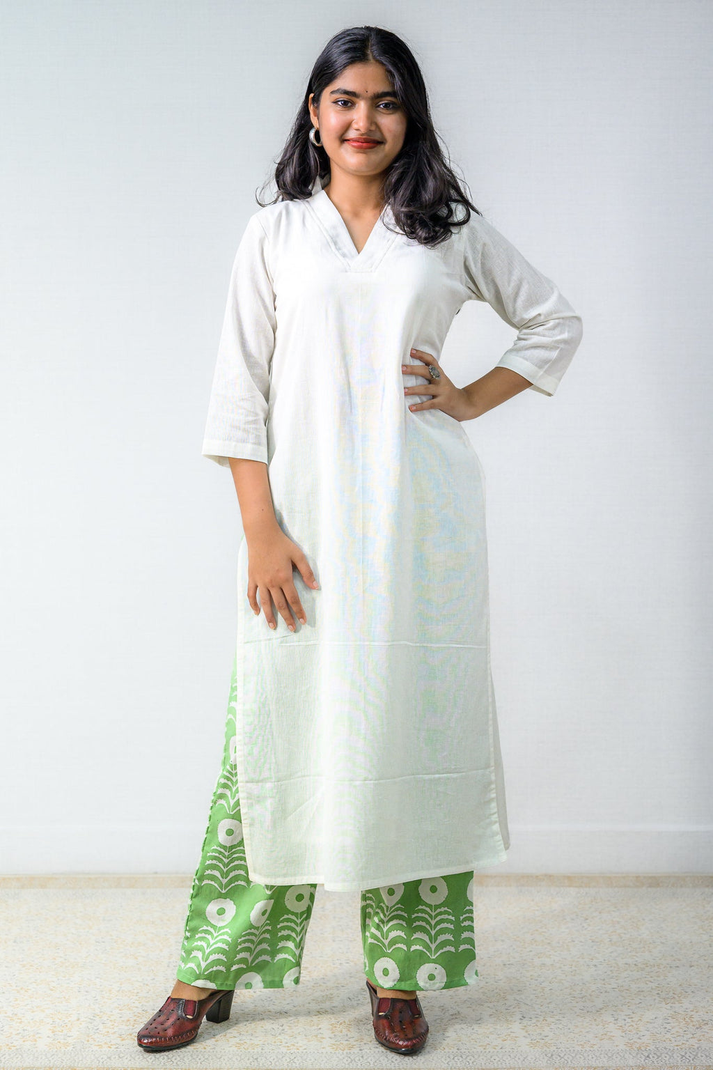 Off White Cotton Linen Collar Kurta - Lobha Deepthis