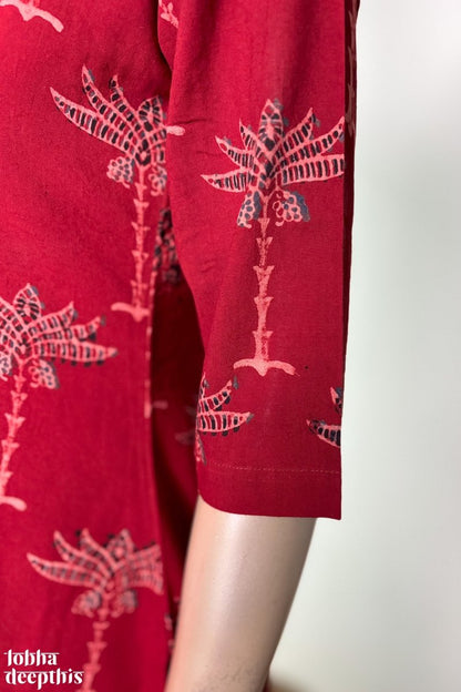 Palms on Madder Straight Kurta - Lobha Deepthis