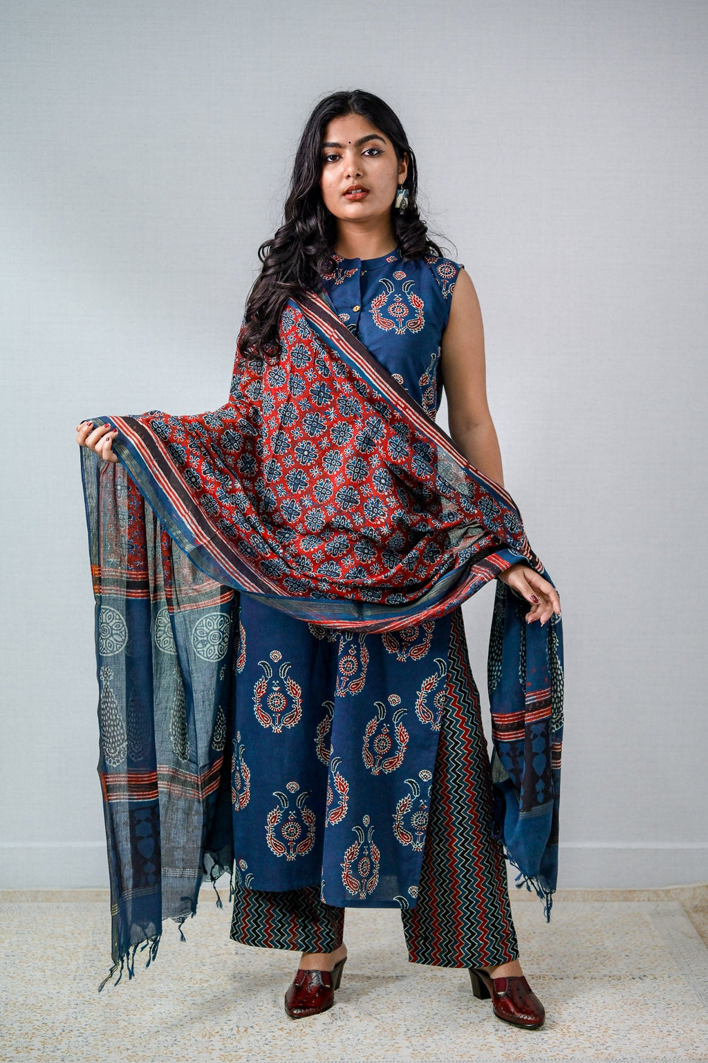 Pankhuri Indigo Ajrakh Sleeveless Kurta - Lobha Deepthis