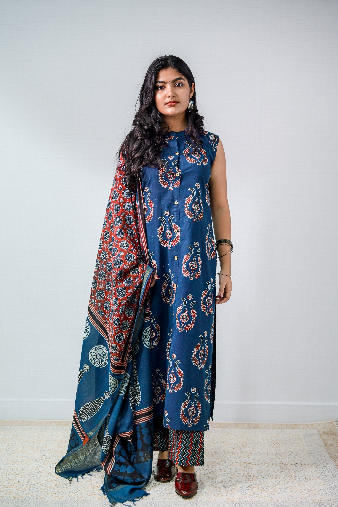 Pankhuri Indigo Ajrakh Sleeveless Kurta - Lobha Deepthis