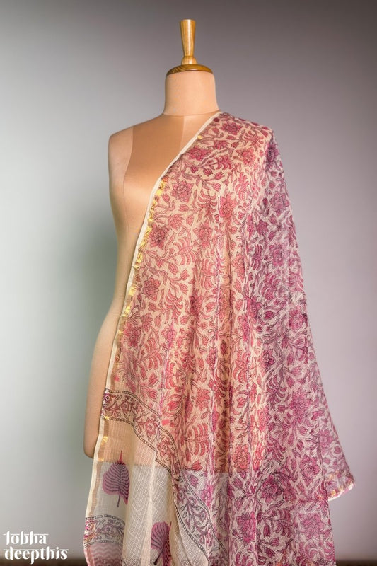 Pink Vines on Cream Sanganeri Kota Doria Dupatta - Lobha Deepthis