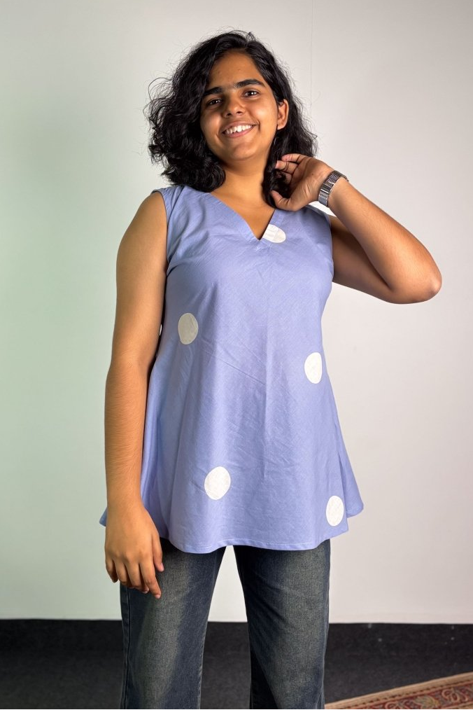 Polkas in Sky Short Top
